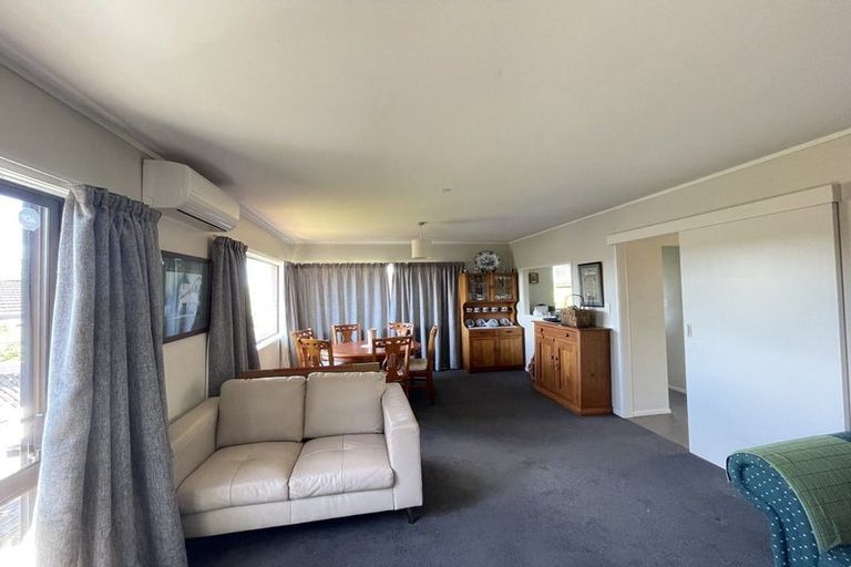 Photo of property in 2/21 Drake Street, Howick, Auckland, 2014