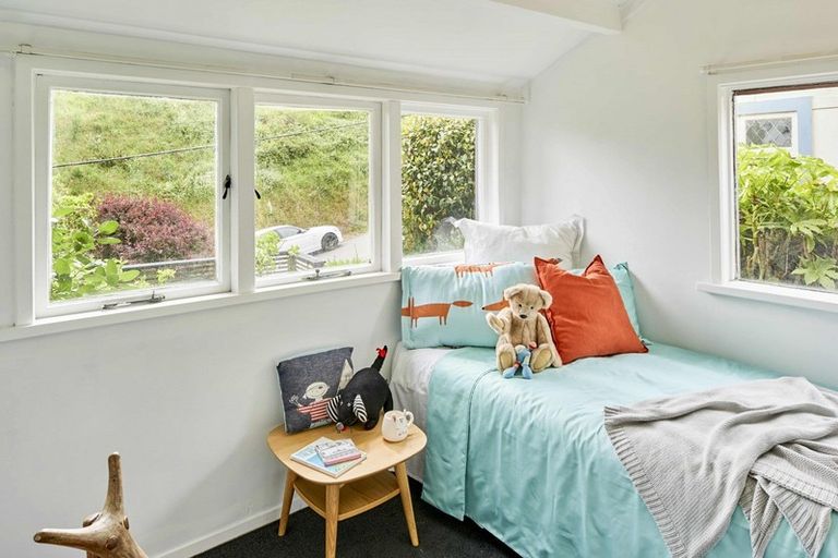 Photo of property in 24 Butt Street, Brooklyn, Wellington, 6021