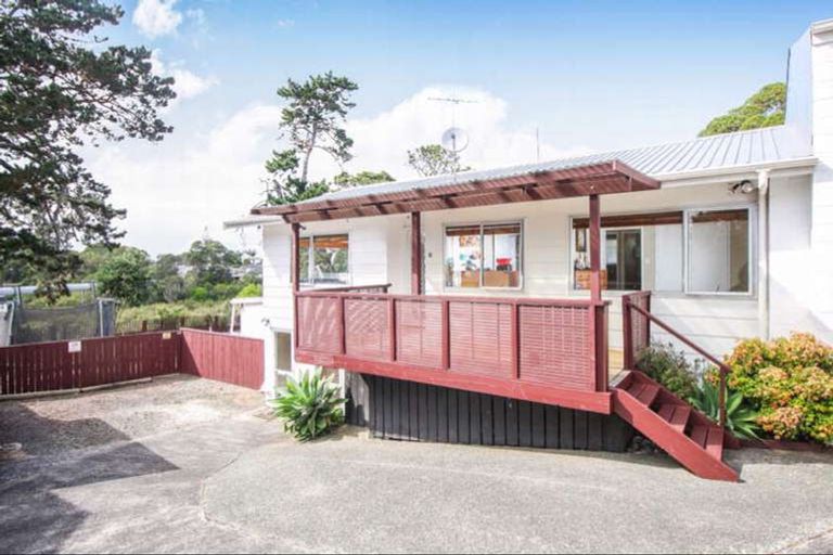 Photo of property in 14 Talavera Place, Te Atatu South, Auckland, 0602