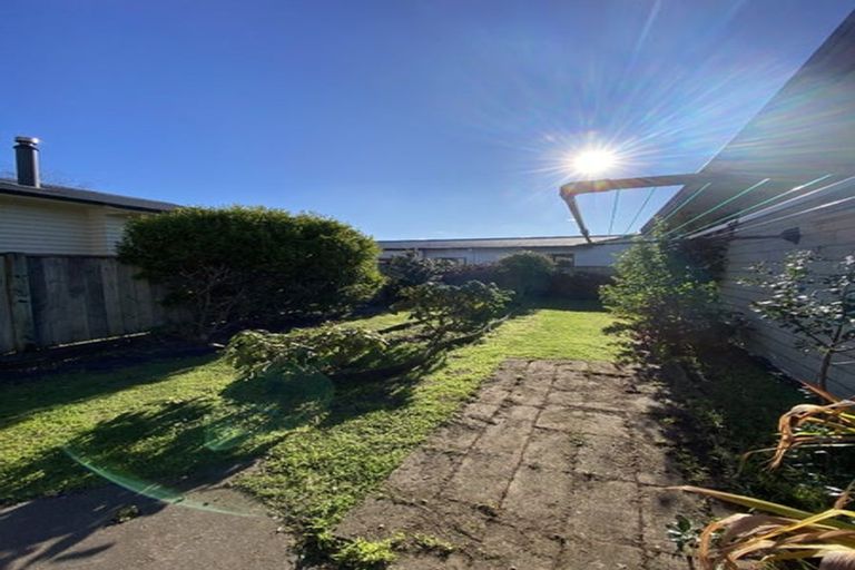 Photo of property in 2/8 Duart Road, Havelock North, 4130