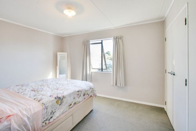 Photo of property in 2/53 Bill Hercock Street, Pirimai, Napier, 4112