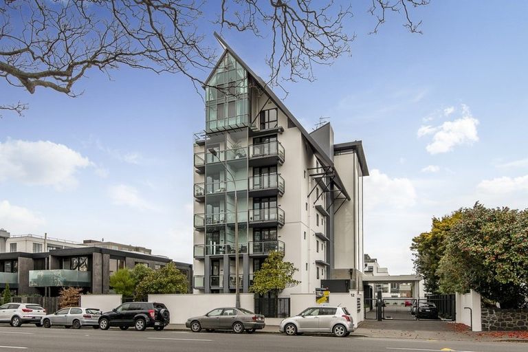Photo of property in 403/12 Latimer Square, Christchurch Central, Christchurch, 8011
