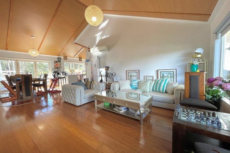 Photo of property in 89 Glendhu Road, Bayview, Auckland, 0629