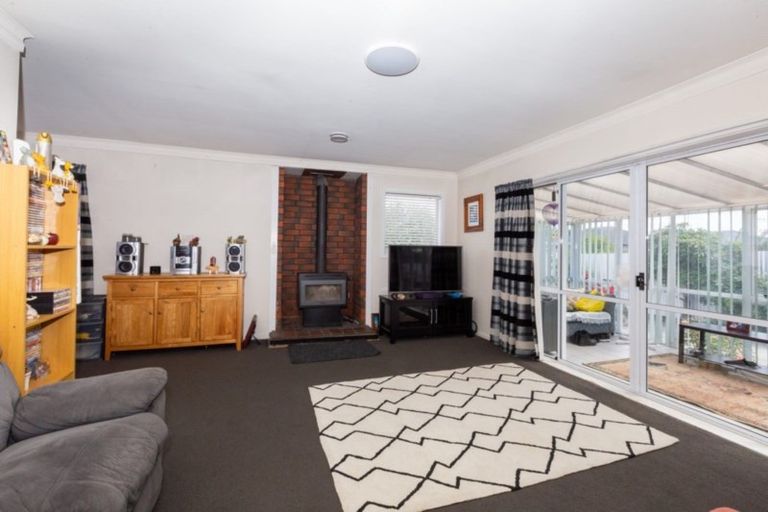 Photo of property in 25 Dunstan Crescent, Hornby, Christchurch, 8042