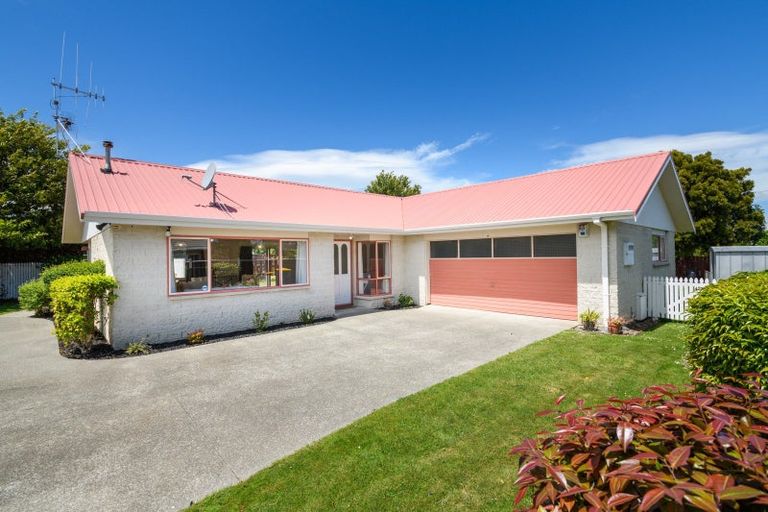 Photo of property in 14 Tui Mill Grove, Feilding, 4702