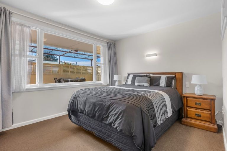 Photo of property in 175 Grimseys Road, Redwood, Christchurch, 8051