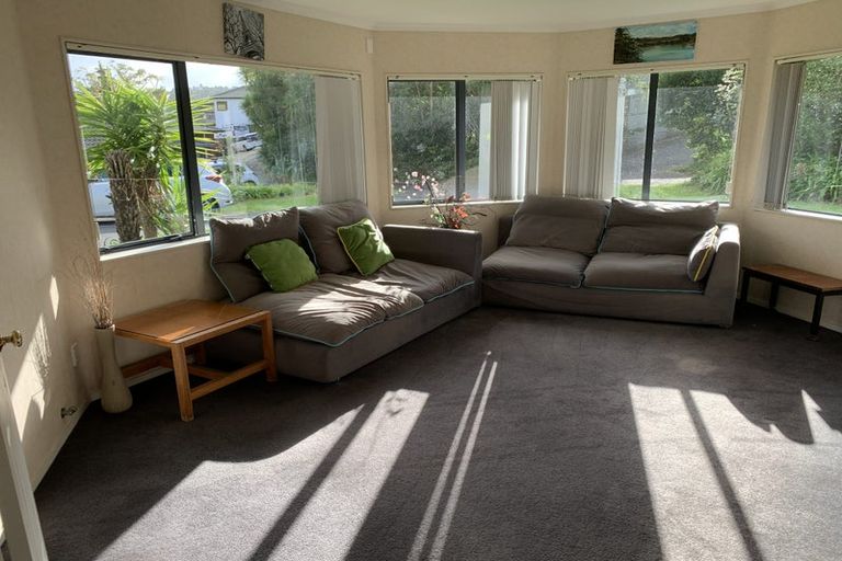 Photo of property in 27 Sample Road, Albany, Auckland, 0632