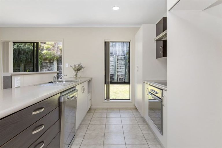 Photo of property in 5 Hillford Place, Welcome Bay, Tauranga, 3175