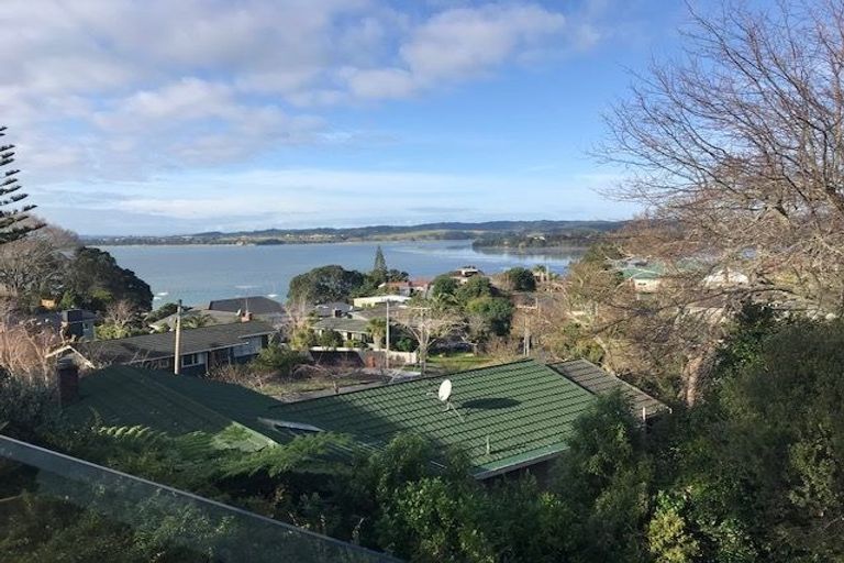 Photo of property in 25 View Road, Shelly Park, Auckland, 2014