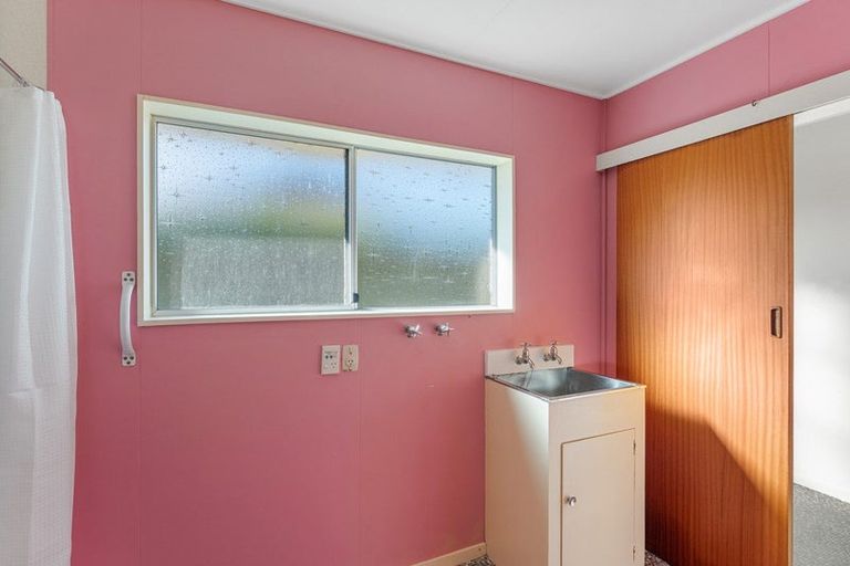 Photo of property in 62b Te Rauparaha Street, Otaki, 5512