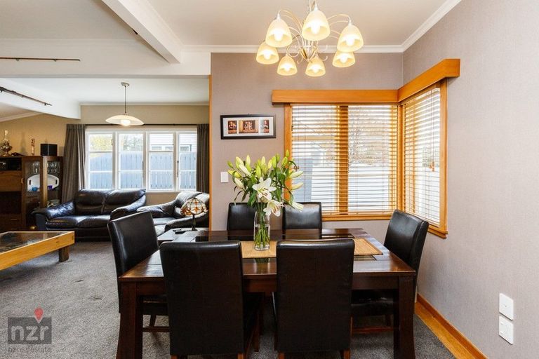 Photo of property in 19 Wellesley Street, Feilding, 4702