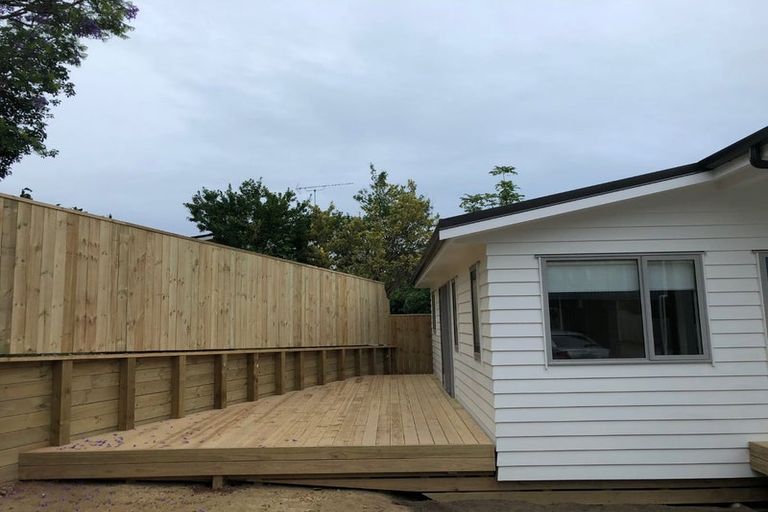 Photo of property in 61 Stapleford Crescent, Browns Bay, Auckland, 0630