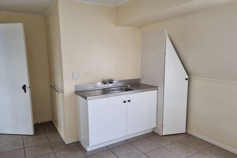 Photo of property in 59 Shakespear Road, Army Bay, Whangaparaoa, 0930