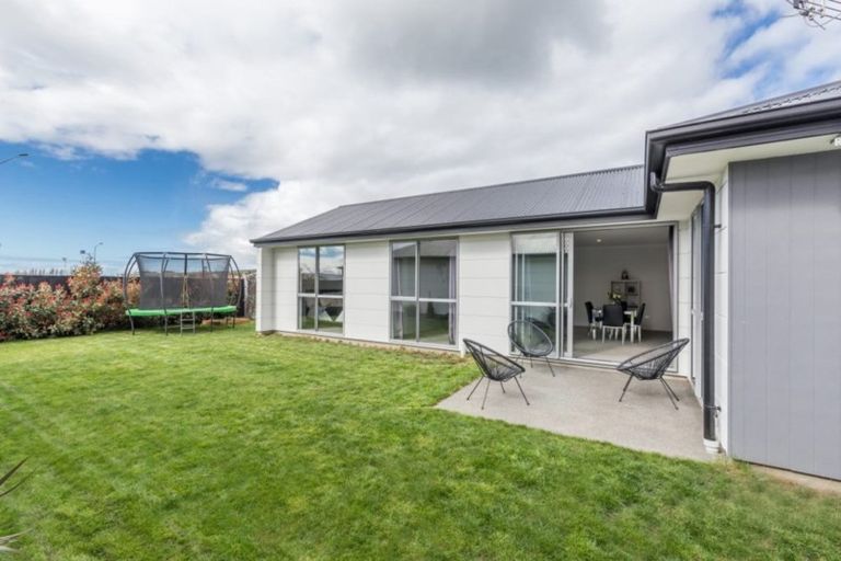 Photo of property in 15 George West Square West, Wigram, Christchurch, 8025
