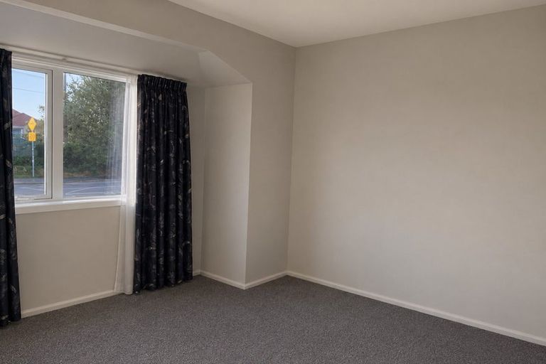 Photo of property in 8 Auburn Avenue, Upper Riccarton, Christchurch, 8041