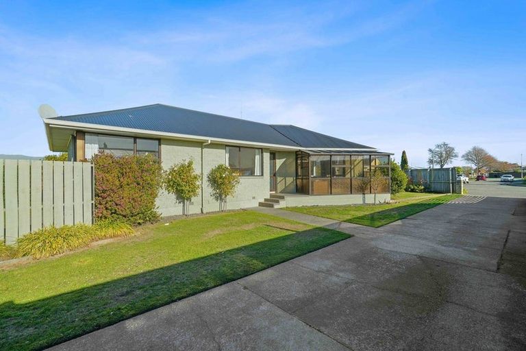 Photo of property in 11 Whelan Place, Hei Hei, Christchurch, 8042