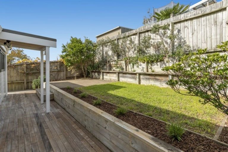 Photo of property in 53a Harbour View Road, Omokoroa, 3114