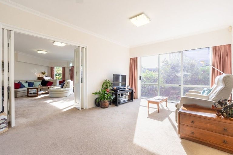 Photo of property in 163 Te Moana Road, Waikanae, 5036