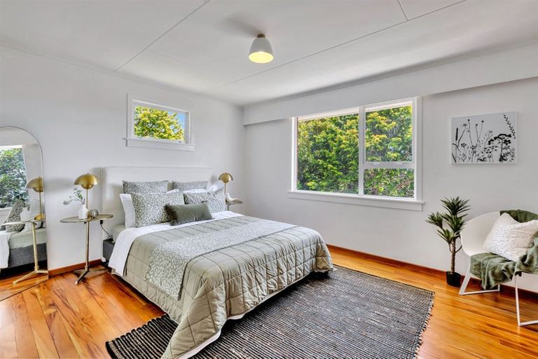 Photo of property in 9a Brois Street, Frankleigh Park, New Plymouth, 4310