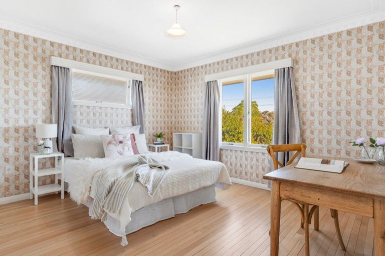 Photo of property in 1/53 Uxbridge Road, Mellons Bay, Auckland, 2014