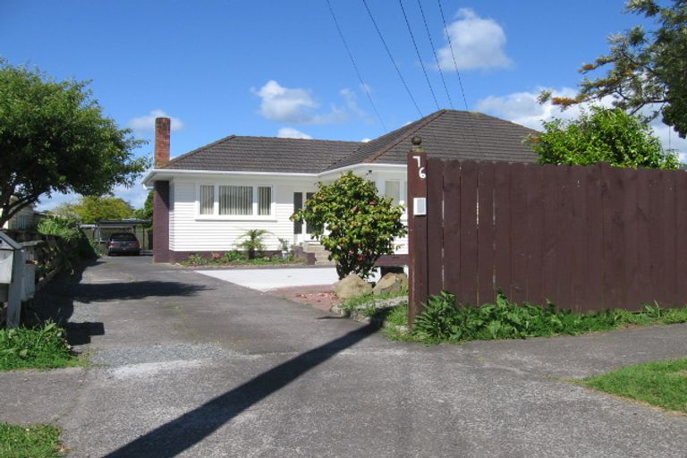 Photo of property in 3/76 Kenderdine Road, Papatoetoe, Auckland, 2025