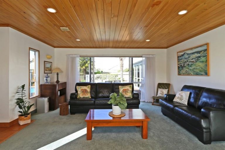 Photo of property in 5 Cadogan Lane, Taradale, Napier, 4112