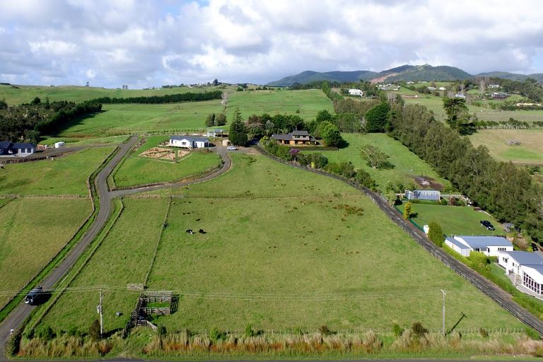 Photo of property in 401 Kaitaia Awaroa Road, Kaitaia, 0481
