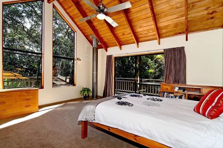 Photo of property in 171 Motutara Road, Muriwai, Waimauku, 0881