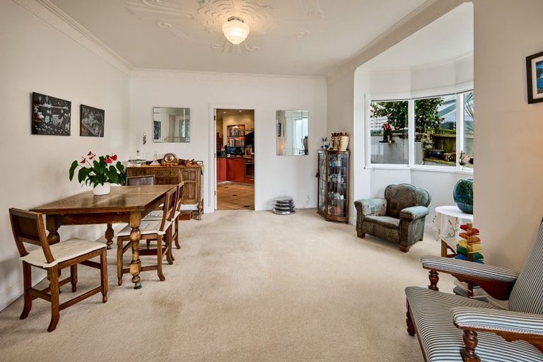 Photo of property in 412 Evans Bay Parade, Hataitai, Wellington, 6021