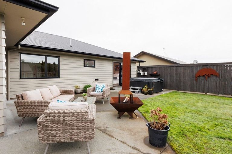Photo of property in 91 Fraser Drive, Feilding, 4702