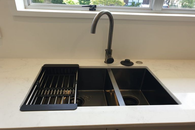 Photo of property in 15 Sheridan Crescent, Leamington, Cambridge, 3432