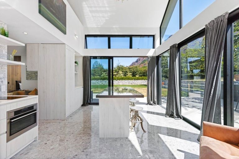 Photo of property in Butel Park, 15 Essex Avenue, Arrowtown, 9302