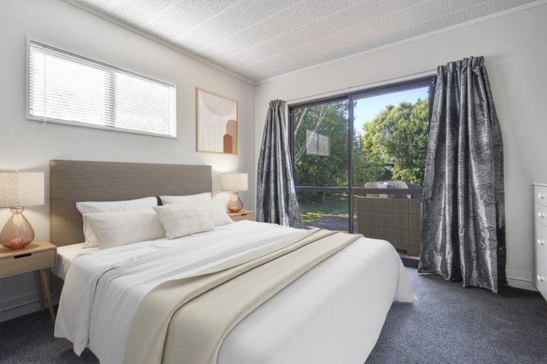 Photo of property in 1 Breadalbane Road, Havelock North, 4130