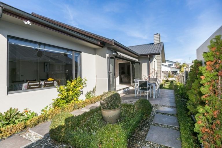 Photo of property in 25b Chambers Street, Havelock North, 4130