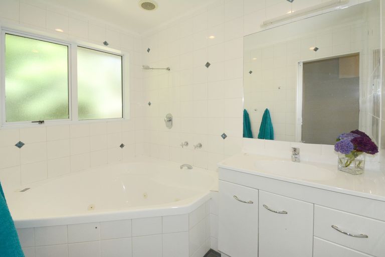 Photo of property in 3 Benfell Street, Green Island, Dunedin, 9018