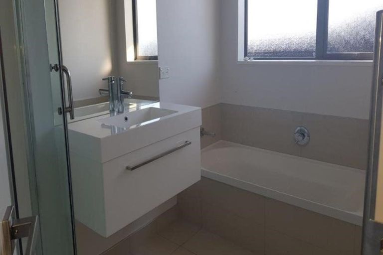 Photo of property in 52 Newman Road, Rolleston, 7614