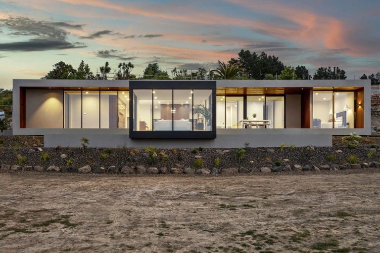 Photo of property in 17 Rauhea Lane, Clifton, Christchurch, 8081