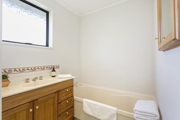 Photo of property in 1 Stanley Street, Kenmure, Dunedin, 9011