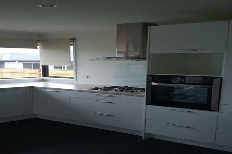 Photo of property in 187 Pacific Drive, Fitzherbert, Palmerston North, 4410