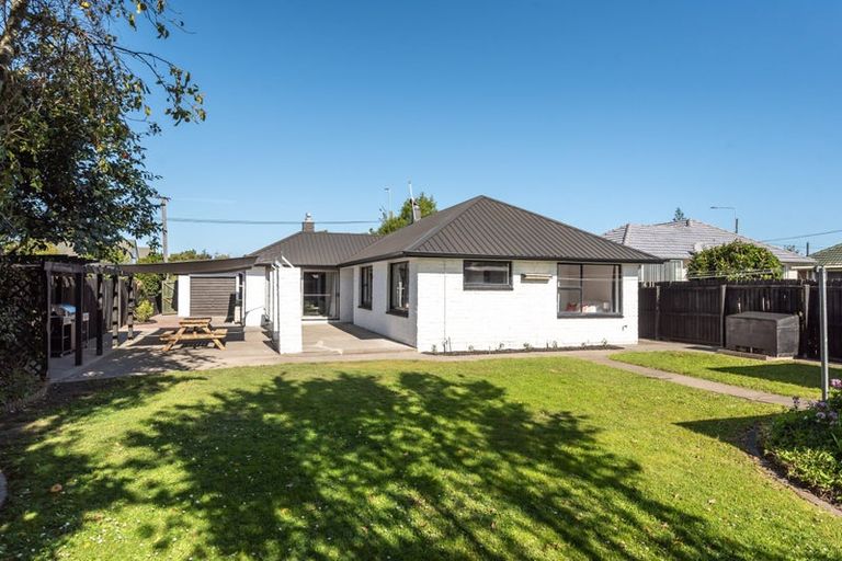 Photo of property in 51 Highsted Road, Bishopdale, Christchurch, 8053