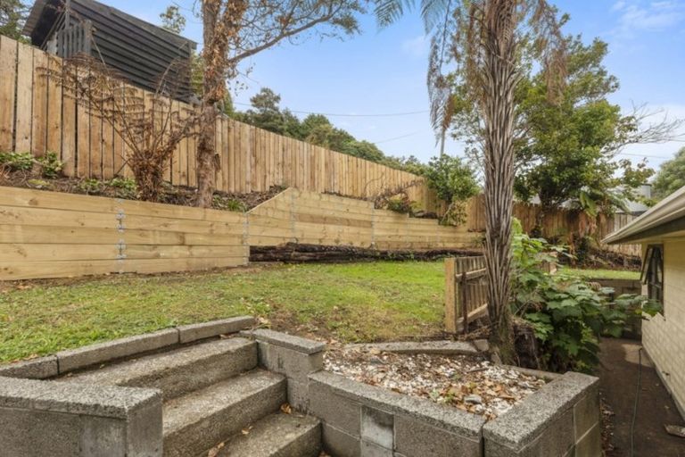 Photo of property in 35 Kairimu Street, Stokes Valley, Lower Hutt, 5019