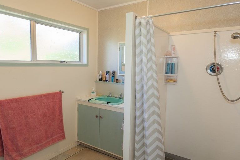 Photo of property in 11 Beach Road, Mangonui, 0420
