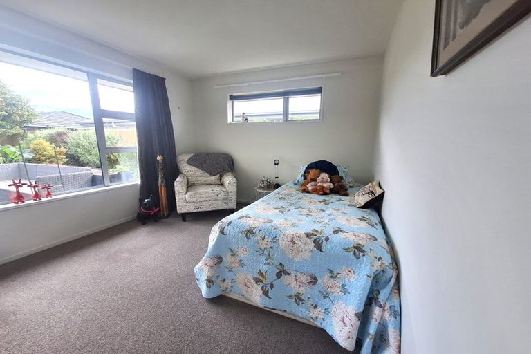 Photo of property in 20 Bamber Crescent, Halswell, Christchurch, 8025