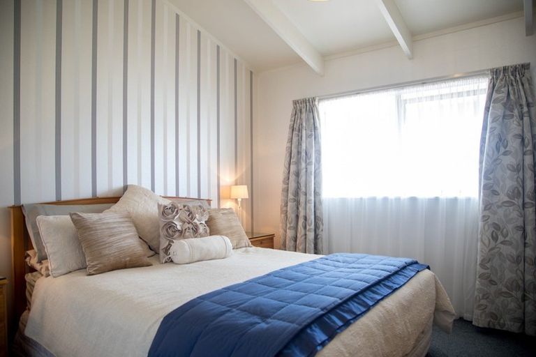 Photo of property in 2 Banks Street, Cooks Beach, Whitianga, 3591