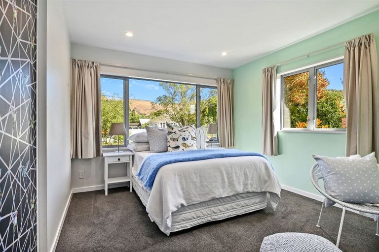 Photo of property in 275 Centaurus Road, Hillsborough, Christchurch, 8022