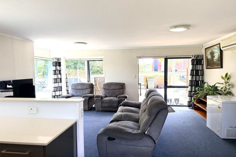 Photo of property in 98 Fitzgerald Road, Drury, 2577