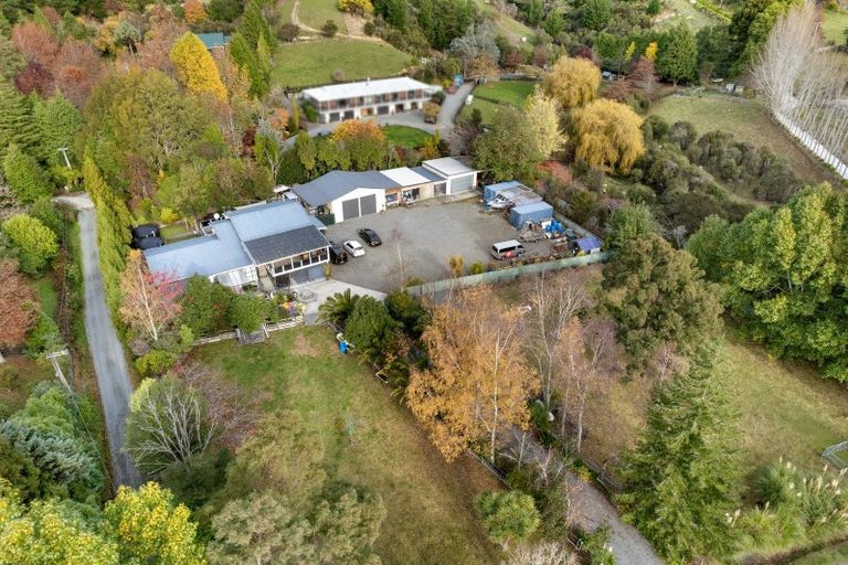 Photo of property in 193 Katherine Mansfield Drive, Whitemans Valley, Upper Hutt, 5371