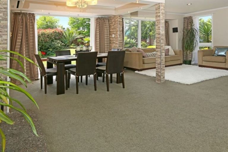 Photo of property in 61 Oreil Avenue, West Harbour, Auckland, 0618