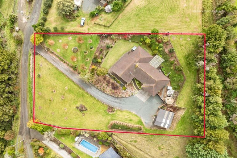 Photo of property in 41 Apotu Park Lane, Kauri, Kamo, 0185