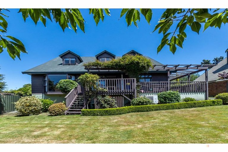 Photo of property in 30 Forest Road, Geraldine, 7930